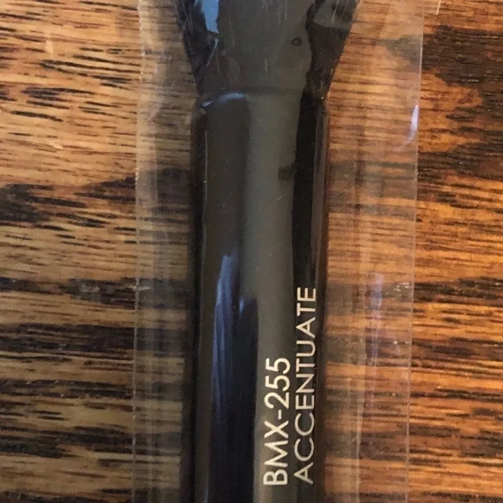 MoDa ROYAL & LANGNICKEL MŌDAPro GlowBrush255 Ipsy